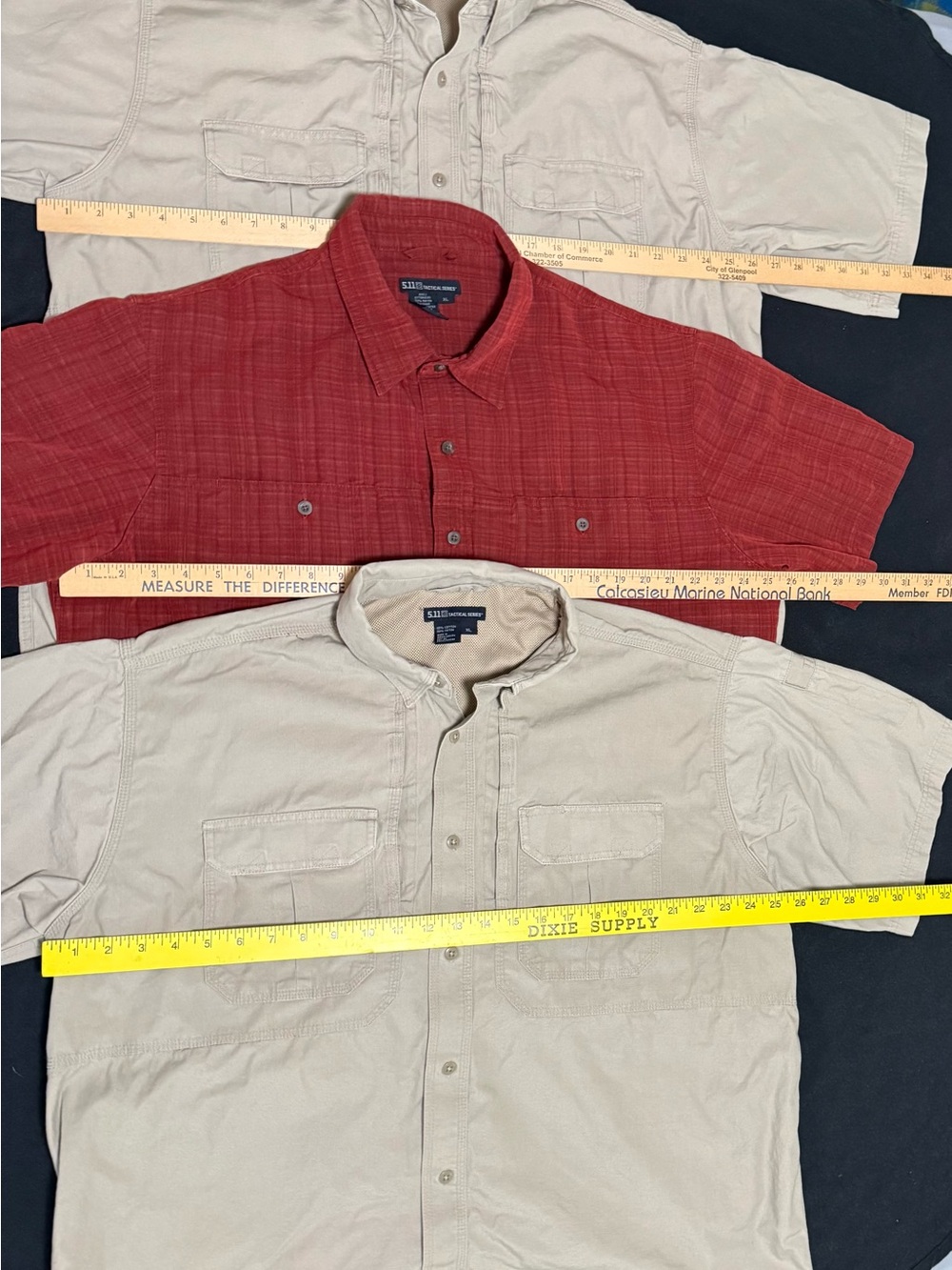 5.11 Tactical Men's XL Lot Of 3 Short Sleeve Button Up Shirts Khaki And Red